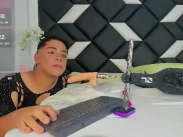 Chaturbate Live Porn of darian_laforteza
