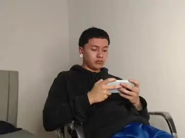 Chaturbate Live Porn of alex__lover
