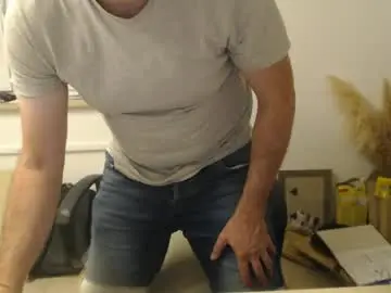 Chaturbate Live Sex Cam of jackbauer9999