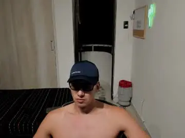 Chaturbate Adult Webcam of travis_bakerr