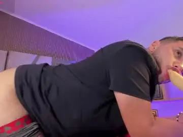 Chaturbate Live Porn of axel_grey_