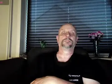 Chaturbate Sex Chat of hardmrlazy