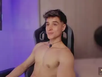 Chaturbate Live Sex Cam of thomklein