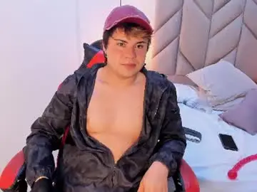 Chaturbate Best live sex cam show of axellcullen