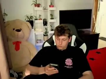 Chaturbate Live Porn of hotboyshorny