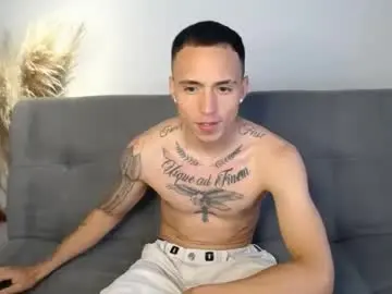 Chaturbate Live Sex Cam of capoink