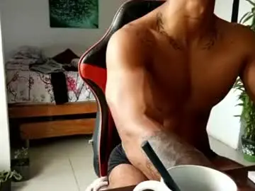 Chaturbate Sex Chat of adam_valencia
