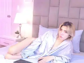 Chaturbate Live Sex Cam of noahbells