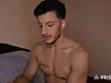 Chaturbate Live Sex Cam of hardselfsucker1