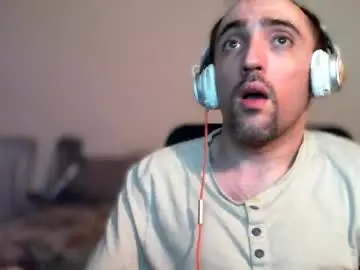 Chaturbate Live Sex Cam of bentish
