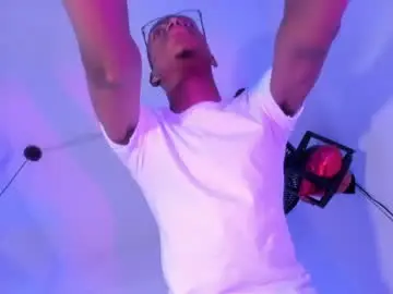 Chaturbate Live Porn of criss_zuri