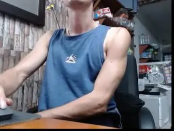 Chaturbate Live Porn of jhosuamoore2
