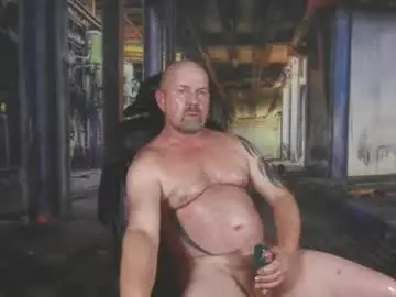 Chaturbate Sex Cam of chattomanlyguy