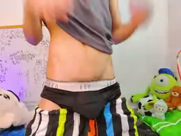Chaturbate Watch Live Sex Cams of ely_king