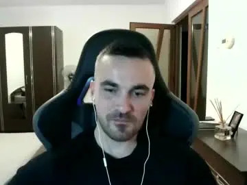 Chaturbate Best live sex cam show of mu5clemania