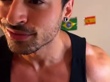 Chaturbate Live Porn of lucasfit24
