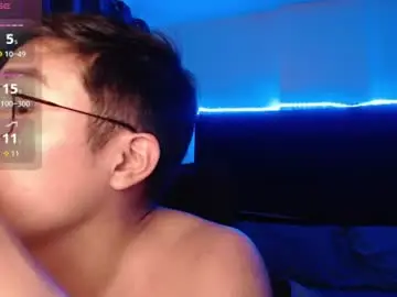 Chaturbate Free Live Porn of andrewmhilton_