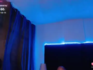 Chaturbate Nude Webcam of andrewmhilton_
