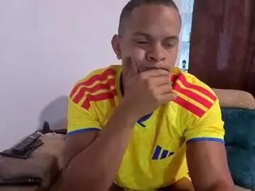 Chaturbate Live Sex Cam of marco_striker