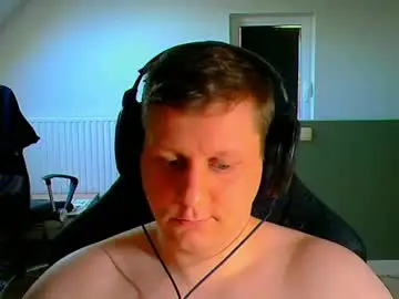 Chaturbate Live Sex Cam of frenchfrieswithmayo