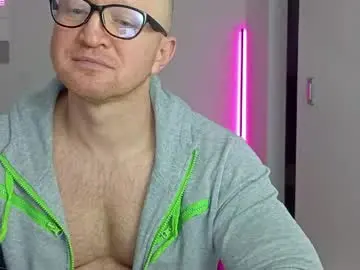 Chaturbate Free Porn Cam of kevintyler69