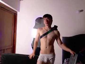 Chaturbate Adult Video Chat of harry_brown2324