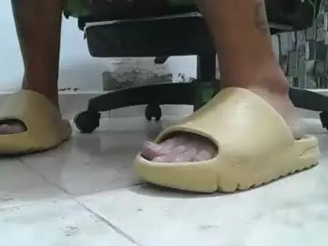 Chaturbate Free Live Porn of srfindomfeet_