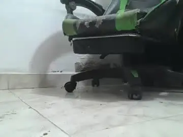 Chaturbate Live Porn of srfindomfeet_