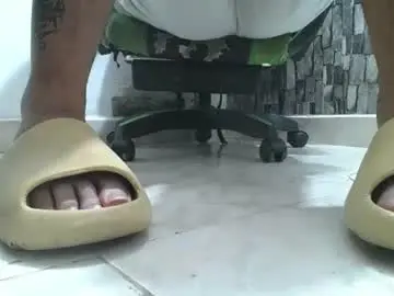 Chaturbate Best Webcam of srfindomfeet_