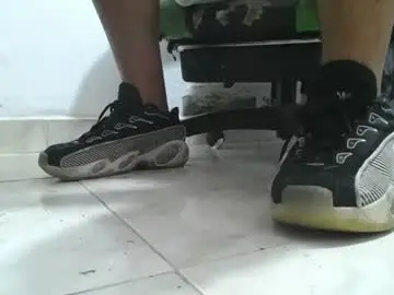 Chaturbate Best Webcam of srfindomfeet_