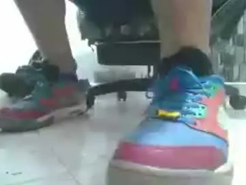 Chaturbate Sex Chat of srfindomfeet_