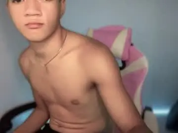 Chaturbate Live Sex Cam of yourdreamboy_nash