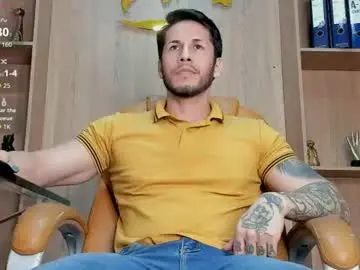 Chaturbate Live Porn of george_diesell_