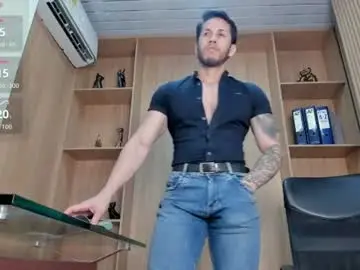 Chaturbate Adult Video Chat of george_diesell_