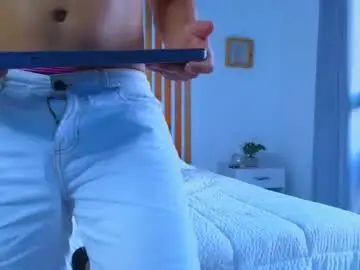 Chaturbate Nude Webcam of esteban_de_louise