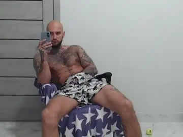 Chaturbate Live Sex of maxi_foxxx