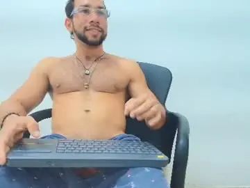 Chaturbate Sex Cam of felipe_diamond