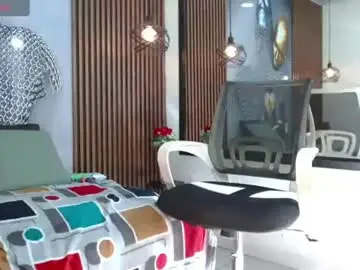 Chaturbate Best live sex cam show of chrisshottx