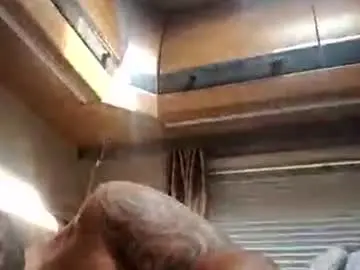 Chaturbate Live Sex Cam of pete_le_meat