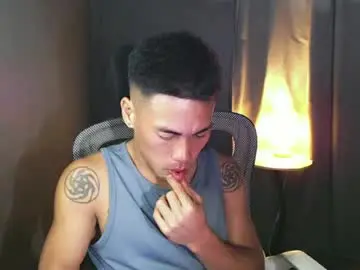 Chaturbate Live Porn of naughtyfuck_boy