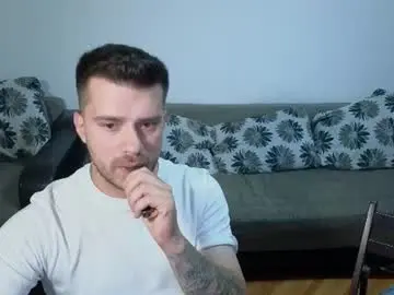 Chaturbate Free Porn Cam of johnnylove21
