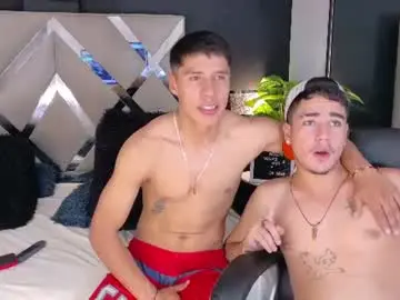 Chaturbate Watch Live Sex Cams of alexandalbert
