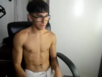 Chaturbate Live Sex Cam of jeremy_job