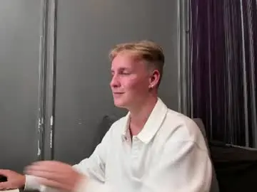 Chaturbate Live Porn of velvet_shard
