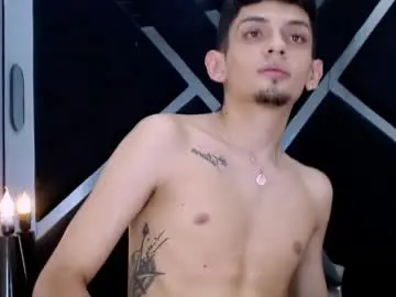 Chaturbate Watch Live Sex Cams of allan_collins_