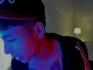 Chaturbate Live Porn of liam_adamms