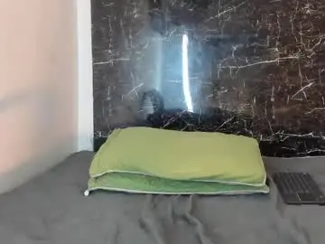 Chaturbate Free Live Porn of adrian_wolff