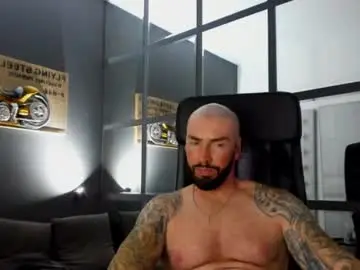 Chaturbate Live Sex Cam of arongrant