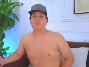 Chaturbate Best live sex cam show of bennett_alejoo