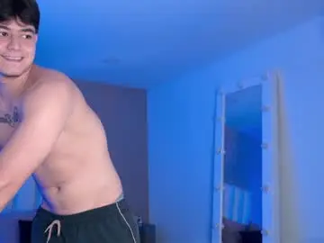 Chaturbate Best live sex cam show of maxxicruz